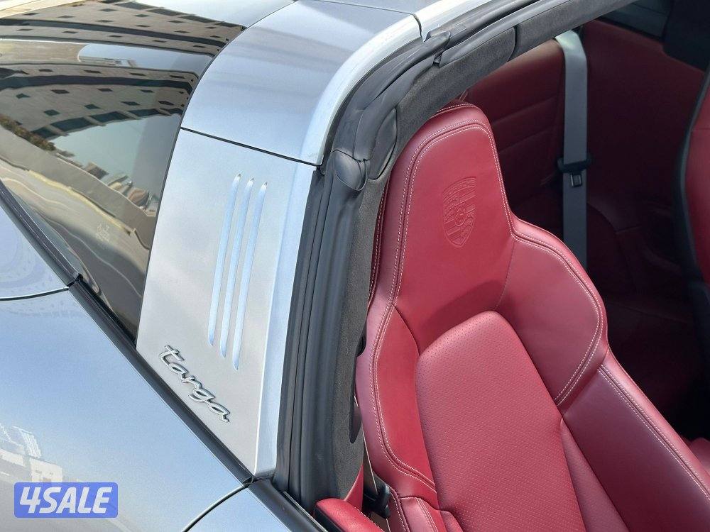 بورشه كريراTARGA 4 موديل2021 عداد46الف وارد بهبهاني سيرفس منتظم9