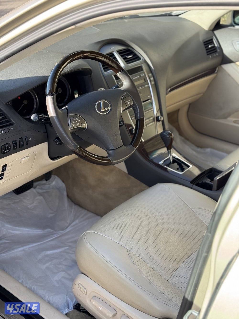 للبيع لكزس ES 350 موديل 20113