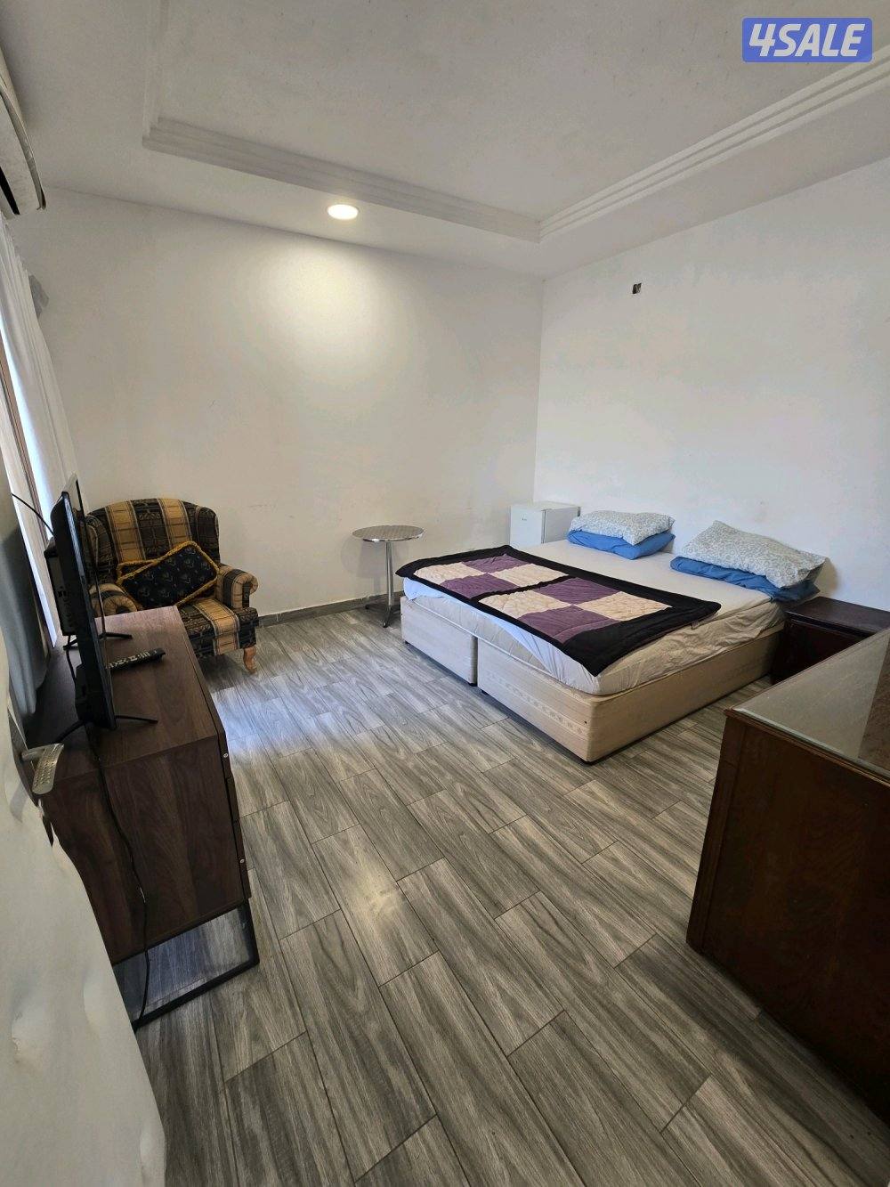 استديوهات مفروشه غرفه وحمام ومطبخ تحضيرى وبلكونه شامل كل شيء4