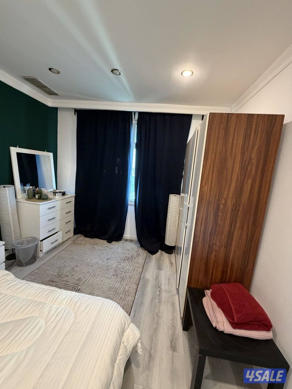 شقه الشعب البحري خلو غرفه وصاله حمام مطبخ بلكونه كبيره اطلاله بحريه4