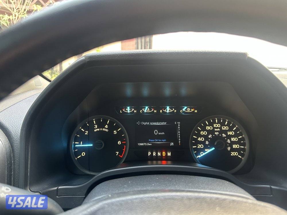 وانيت فورد f-1503