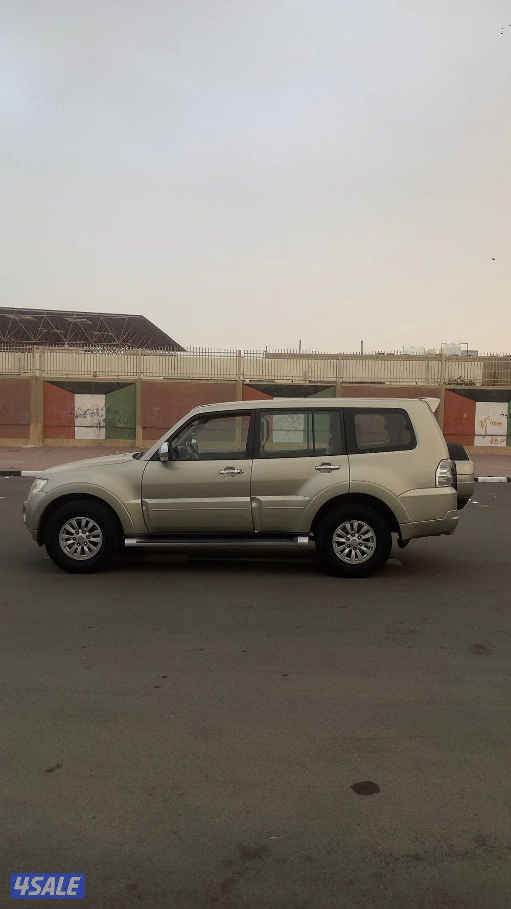 باجيرو 2011. صبغ الوكاله بالكامل  ماشي 200 شرط الفحص4