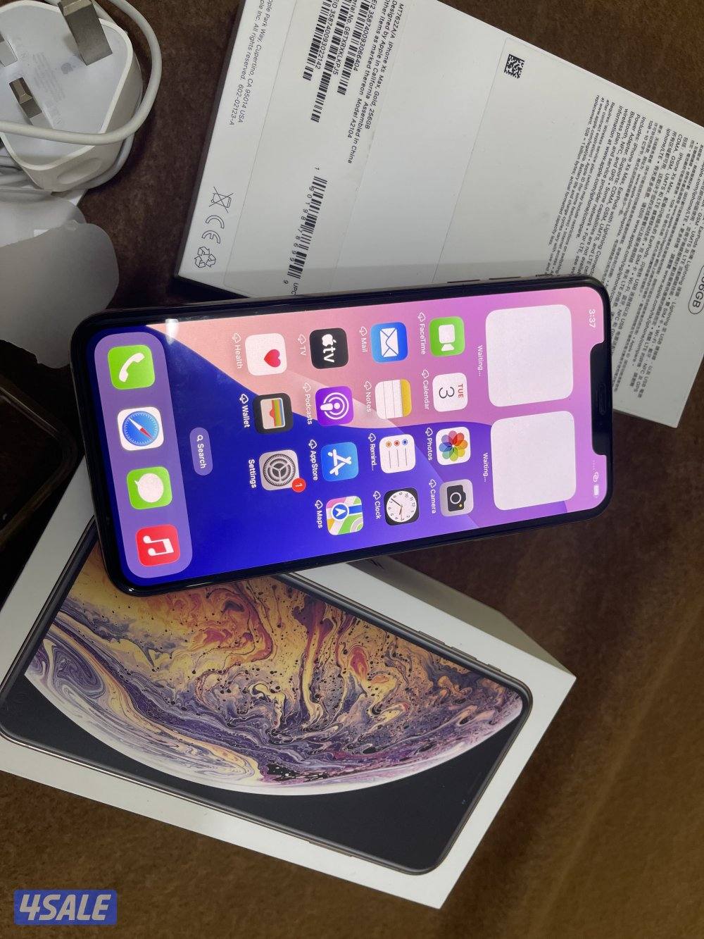 ايفون ابل اكس اس ماكس 256 قيقا بطارية 81 يركب فيه خطين غير الاكتروني م1