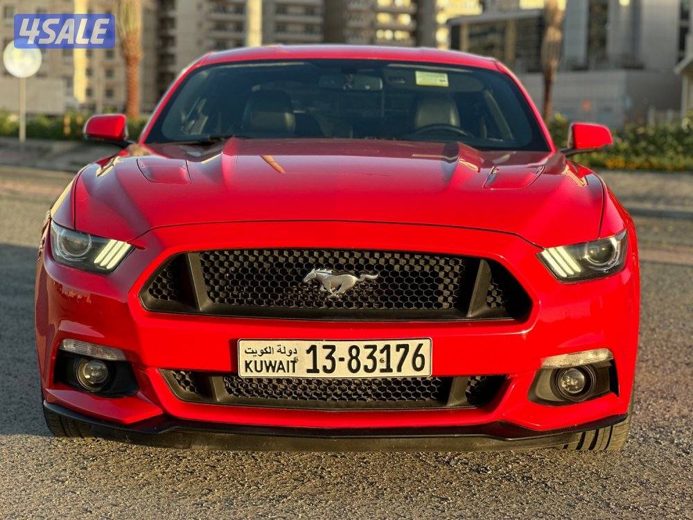 للبيع فورد موستنج 5.02