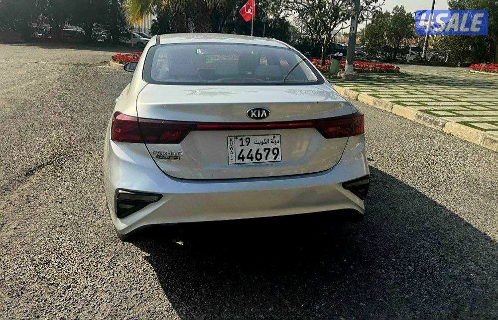 كيا سيراتو 20212