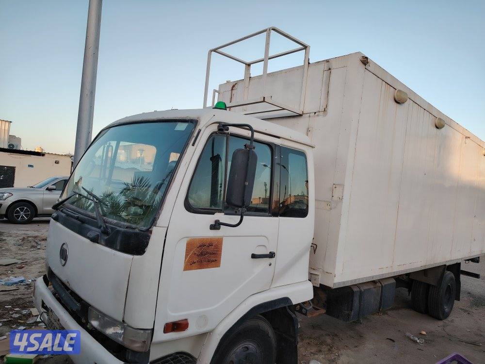 للبيع فود ترك0