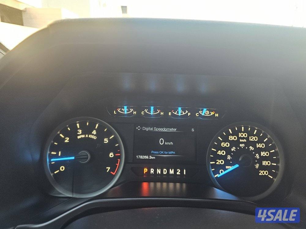 وانيت فورد F_150 صبغ الوكالة دبل جير عداد ١٧٨ الف كيلو8