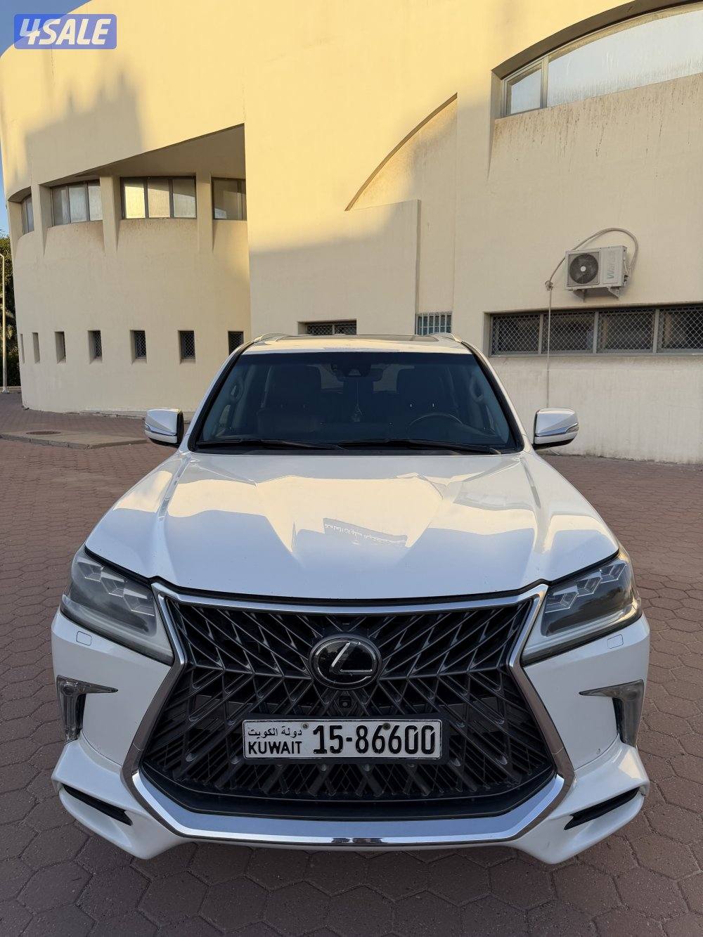 لكزس 570 موديل 18 شرط الفحص ماشي 3436