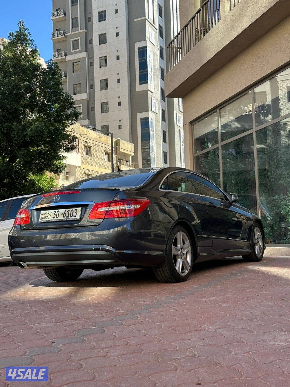 مرسيدس e250 صبغ الوكاله بحالة ممتازه3