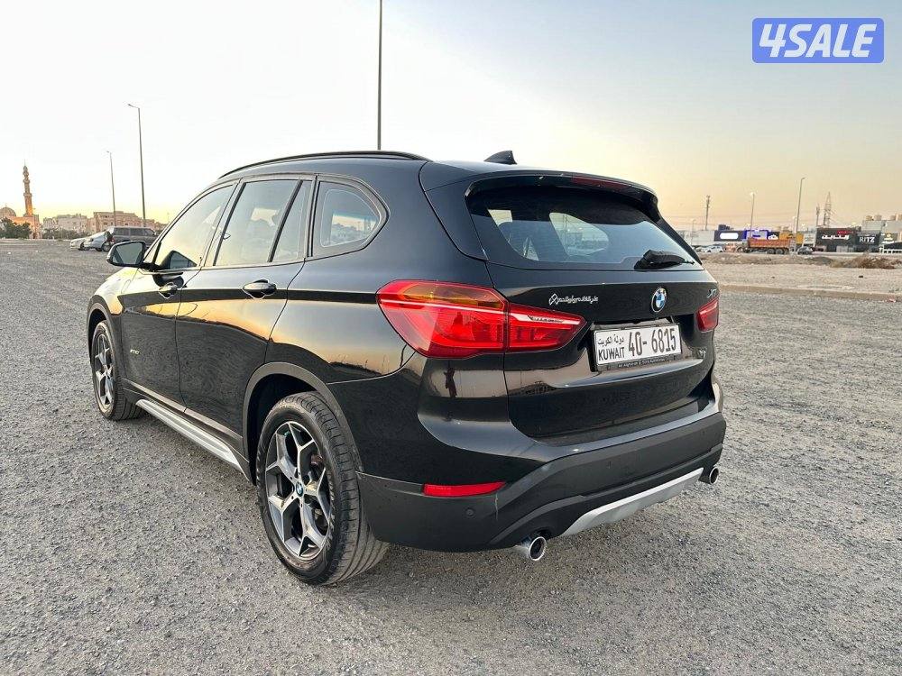 BMW X1 صبغ وكالة موديل ٢٠١٦ بحالة ممتازة3