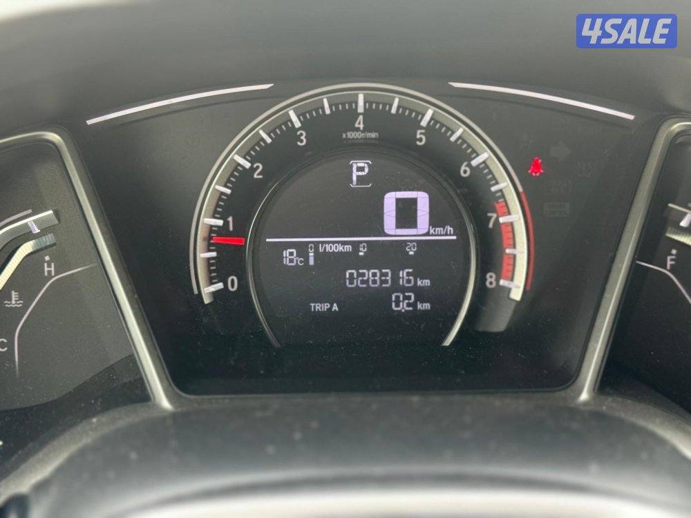 للبيع هوندا سيفك 2020 صبغ الوكاله بحاله المصنع4