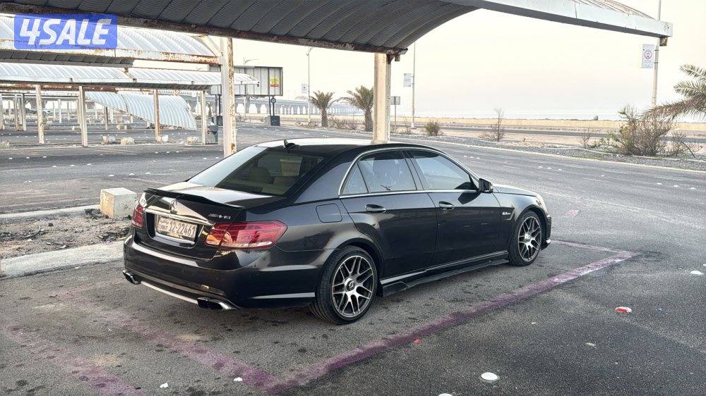 للبيع E63 2011 اصلي0
