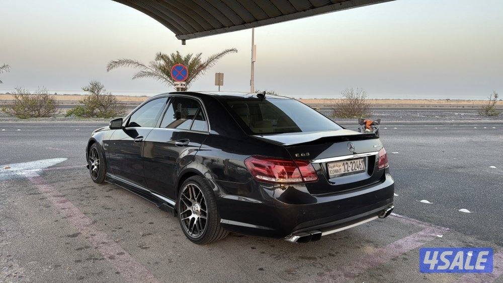 للبيع E63 2011 اصلي3