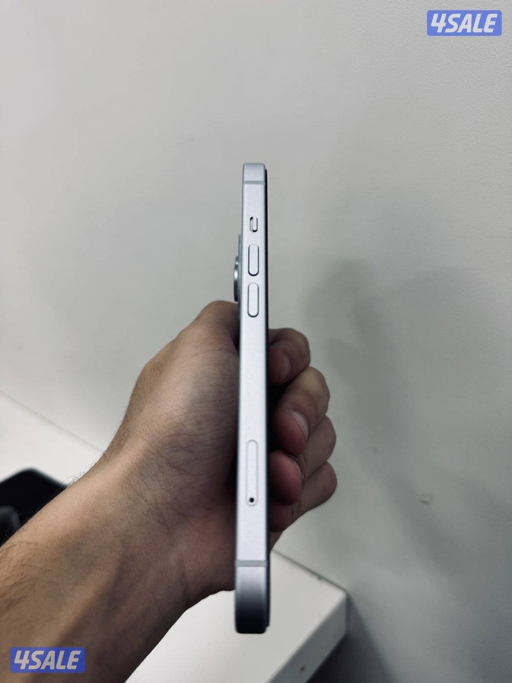 للبيع ايفون 15 كالجديد3