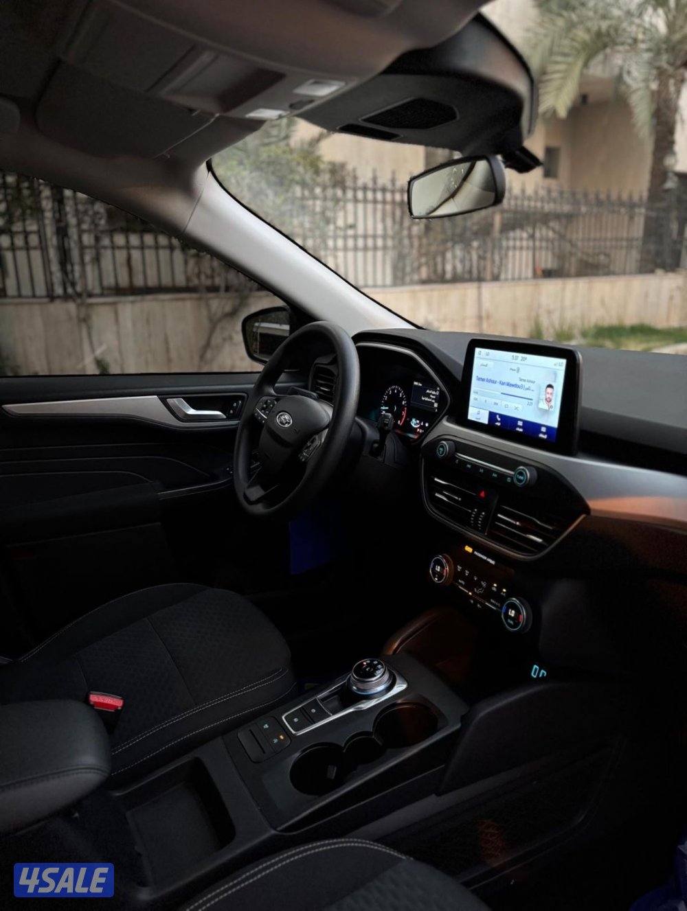 للبيع جيب فورد إسكيب 2021 ماشي 582