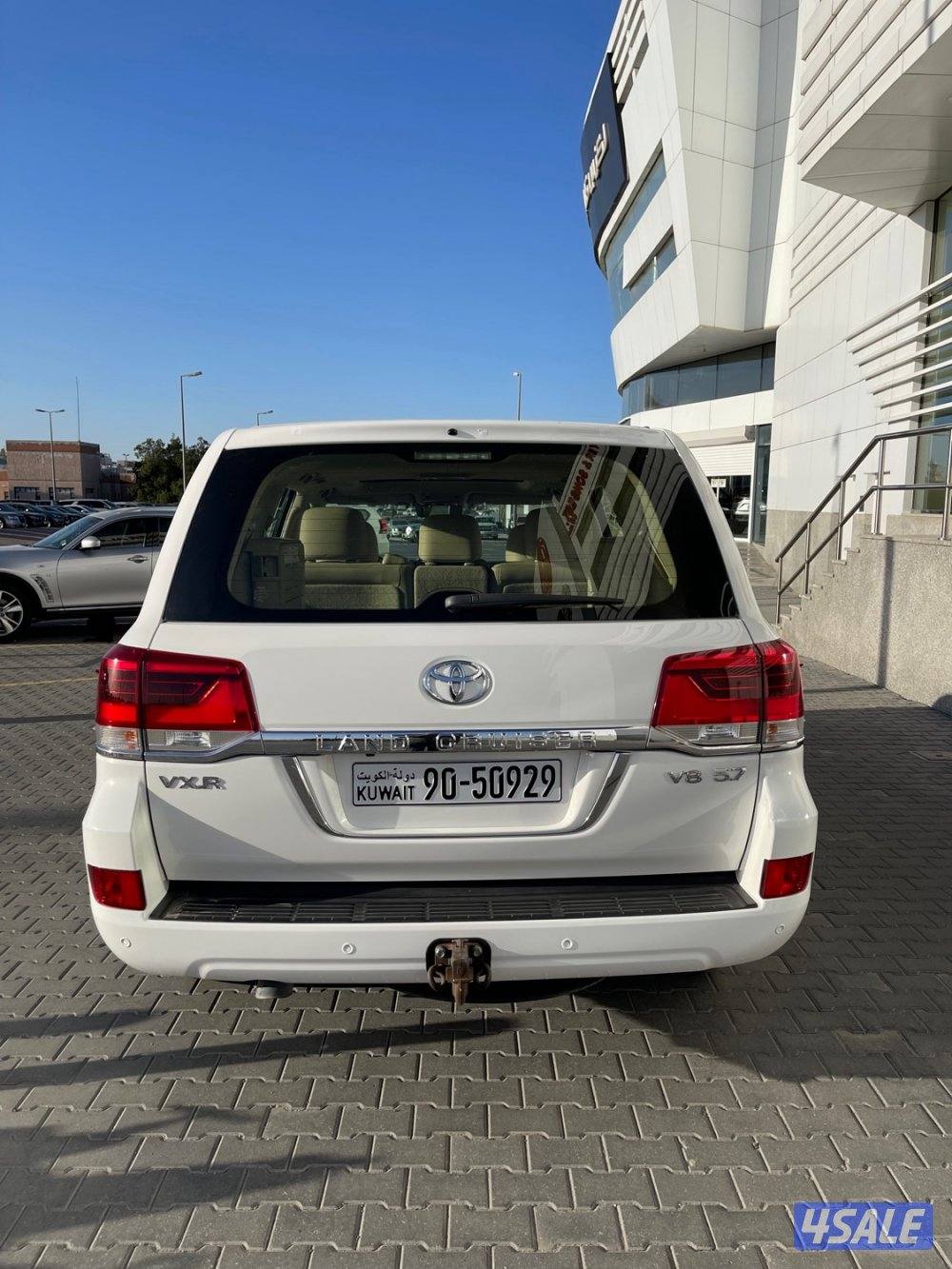 لاند كروز VXR وارد قطر صبغ الوكاله شرط الفحص3