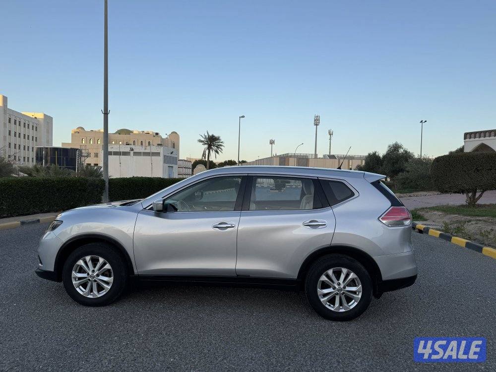 للبيع نيسان اكس تريل شرط الفحص6