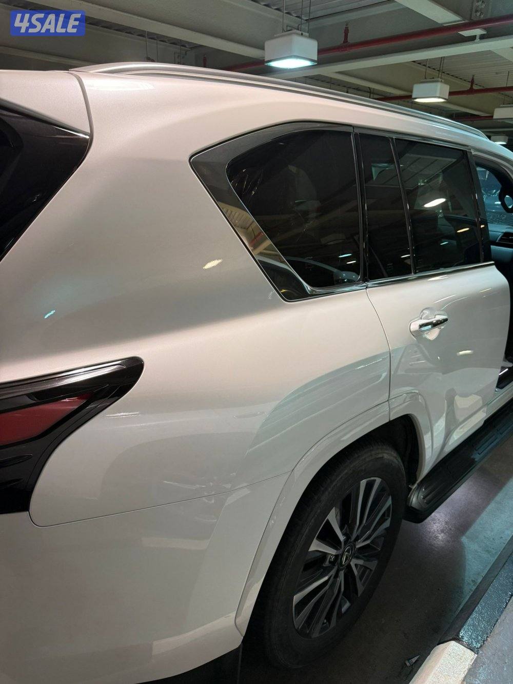 لكزس LX600 2023 الدرجة الثانية1