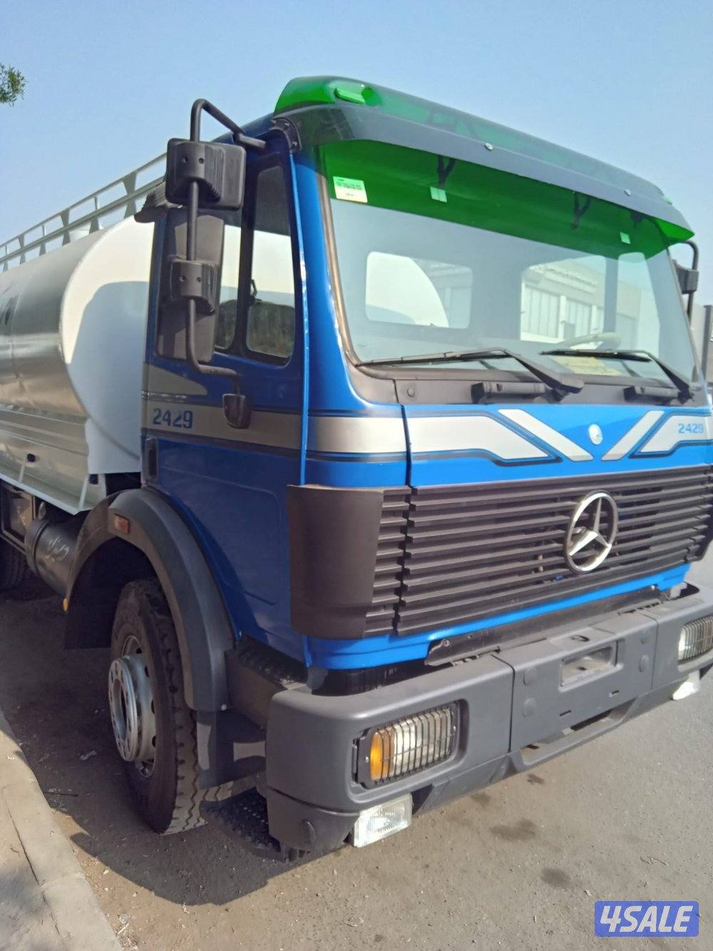 2429  البي شاحنه صهريج مياه1