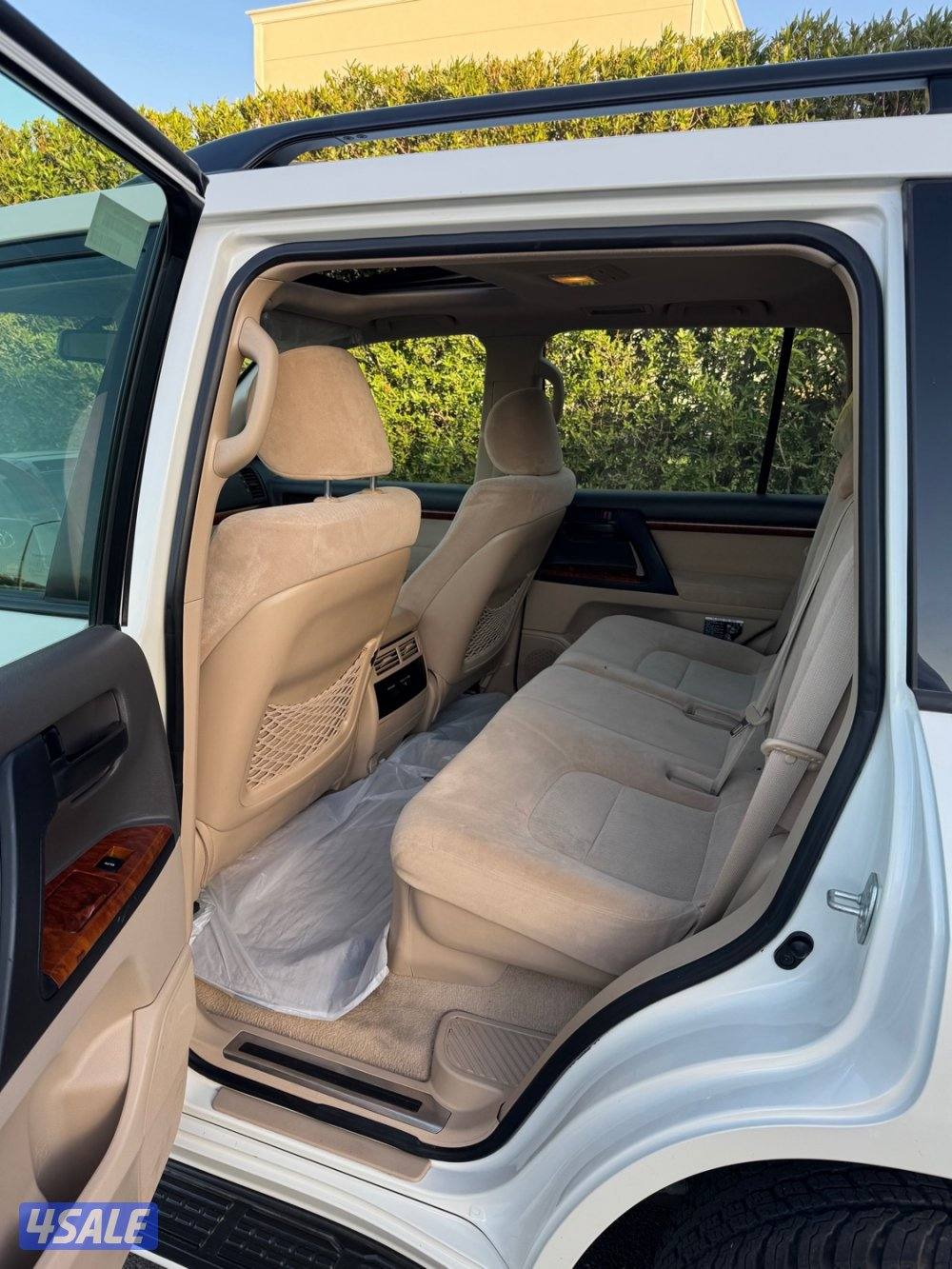 لاندكروزر GXR v8 الساير. صبغ وكاله.8