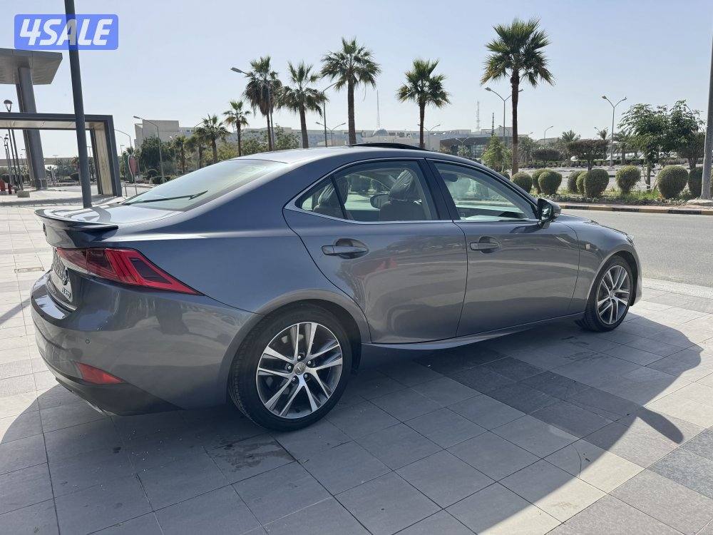 للبيع : لكزس IS 300 : موديل 20191