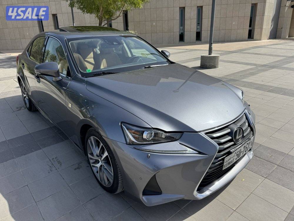 للبيع : لكزس IS 300 : موديل 20195