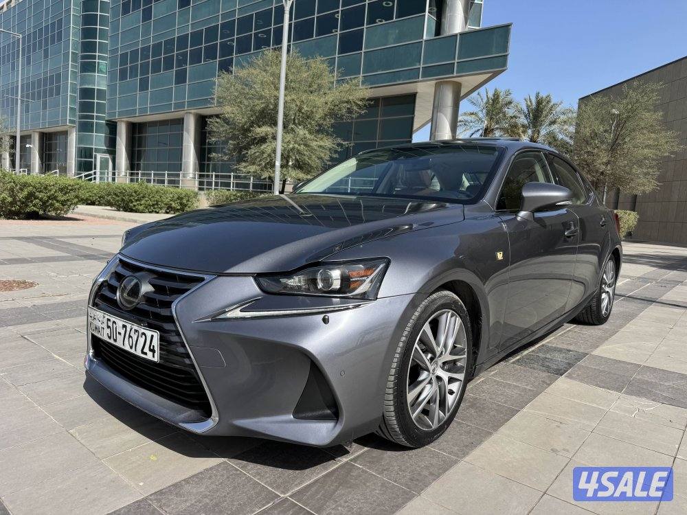 للبيع : لكزس IS 300 : موديل 20196