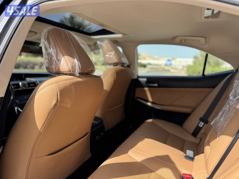 للبيع : لكزس IS 300 : موديل 20198