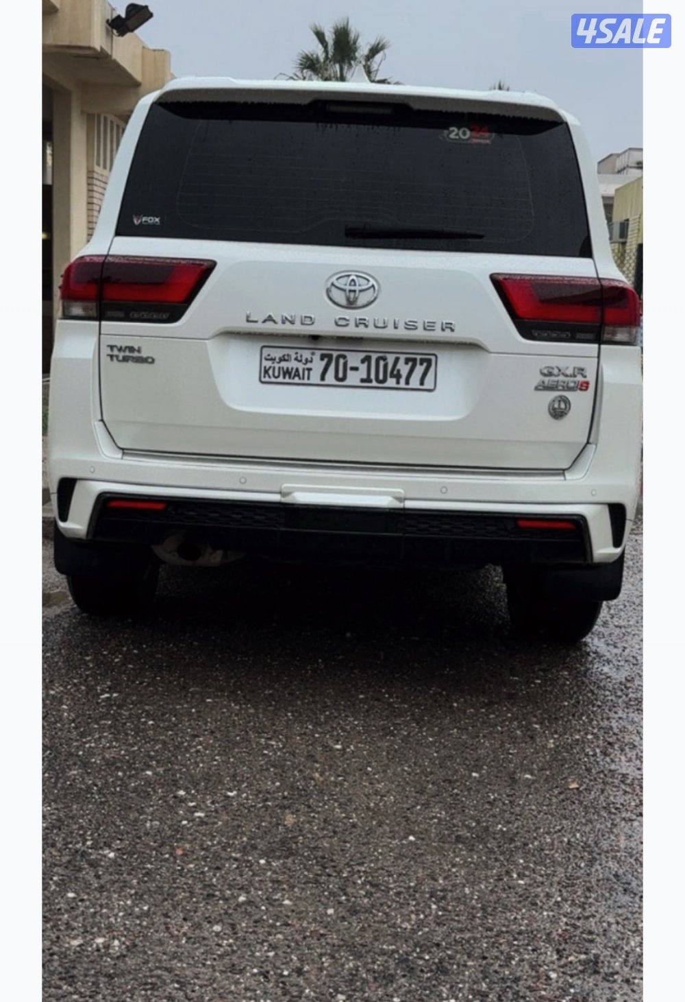 للبيع لاندكروزر ٢٠٢٢ ايرو اس من غير تيربو صبغ الوكاله ماعدا قطعتين1