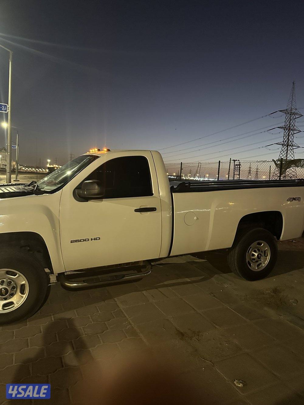 سلفرادو HD مديل 2013 ماشي ١٤٠ وارد الوكالة شرط الفحص سيرفس حديث تواير1