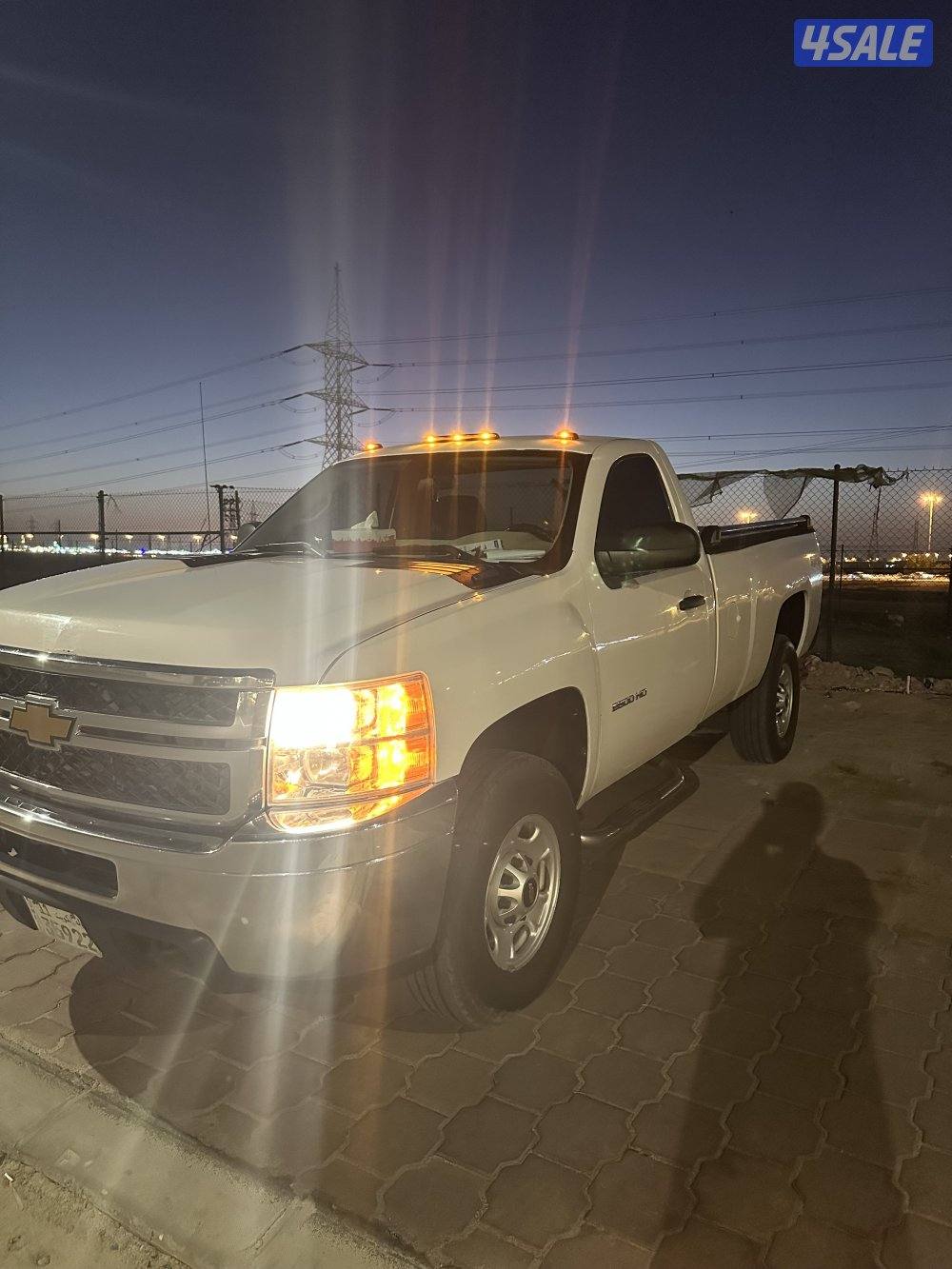 سلفرادو HD مديل 2013 ماشي ١٤٠ وارد الوكالة شرط الفحص سيرفس حديث تواير2