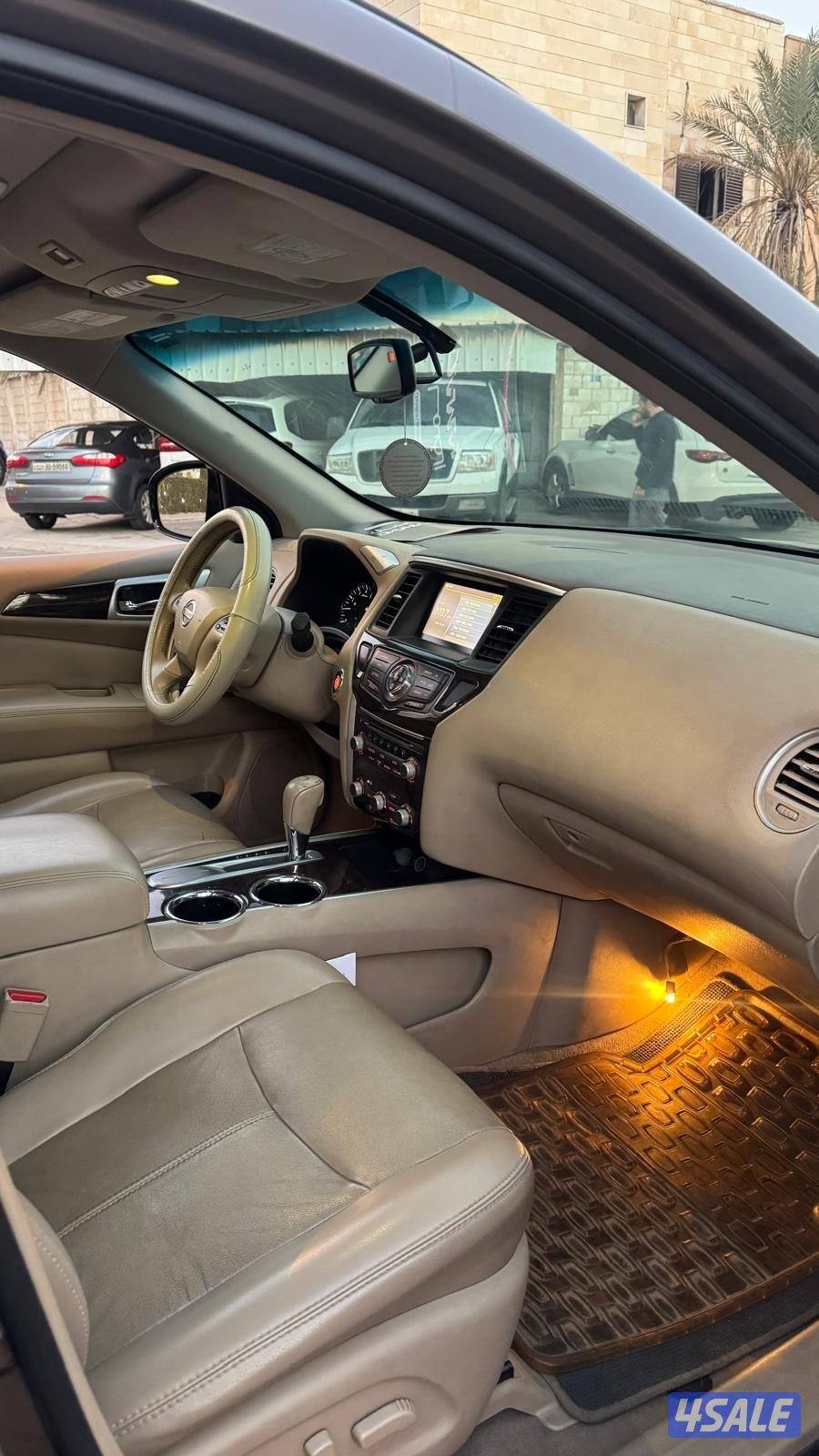 نيسان باثفندر 20155