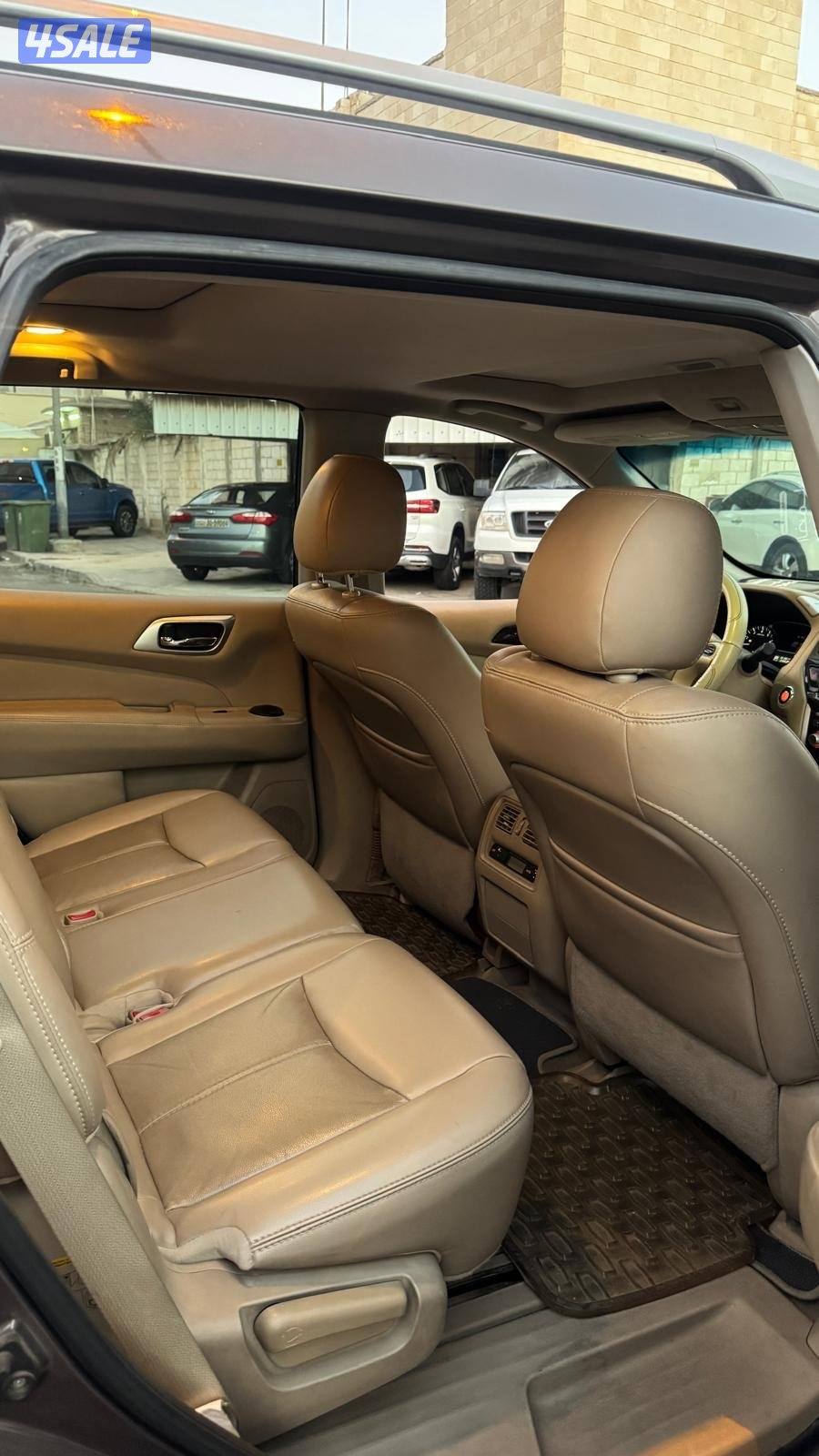 نيسان باثفندر 201510