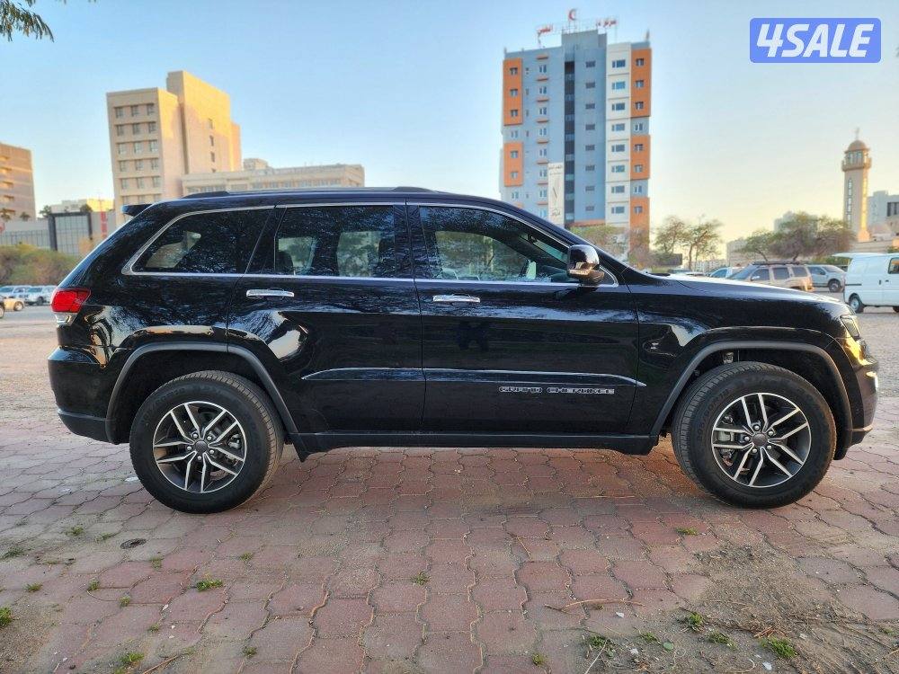 غراند شيروكي ليميتد صبغ وكالة 2021 عداد 152 ألف سرفس منتظم شرط الفحص3