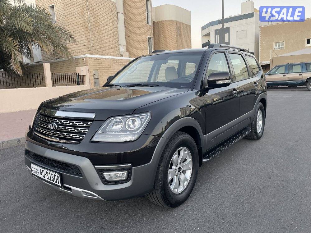 كيا موهافي موديل 2017 عداد 90 الف صبغ الوكاله بحاله ممتازه شرط الفحص0