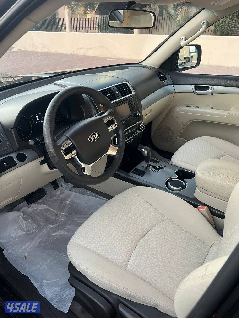كيا موهافي موديل 2017 عداد 90 الف صبغ الوكاله بحاله ممتازه شرط الفحص3