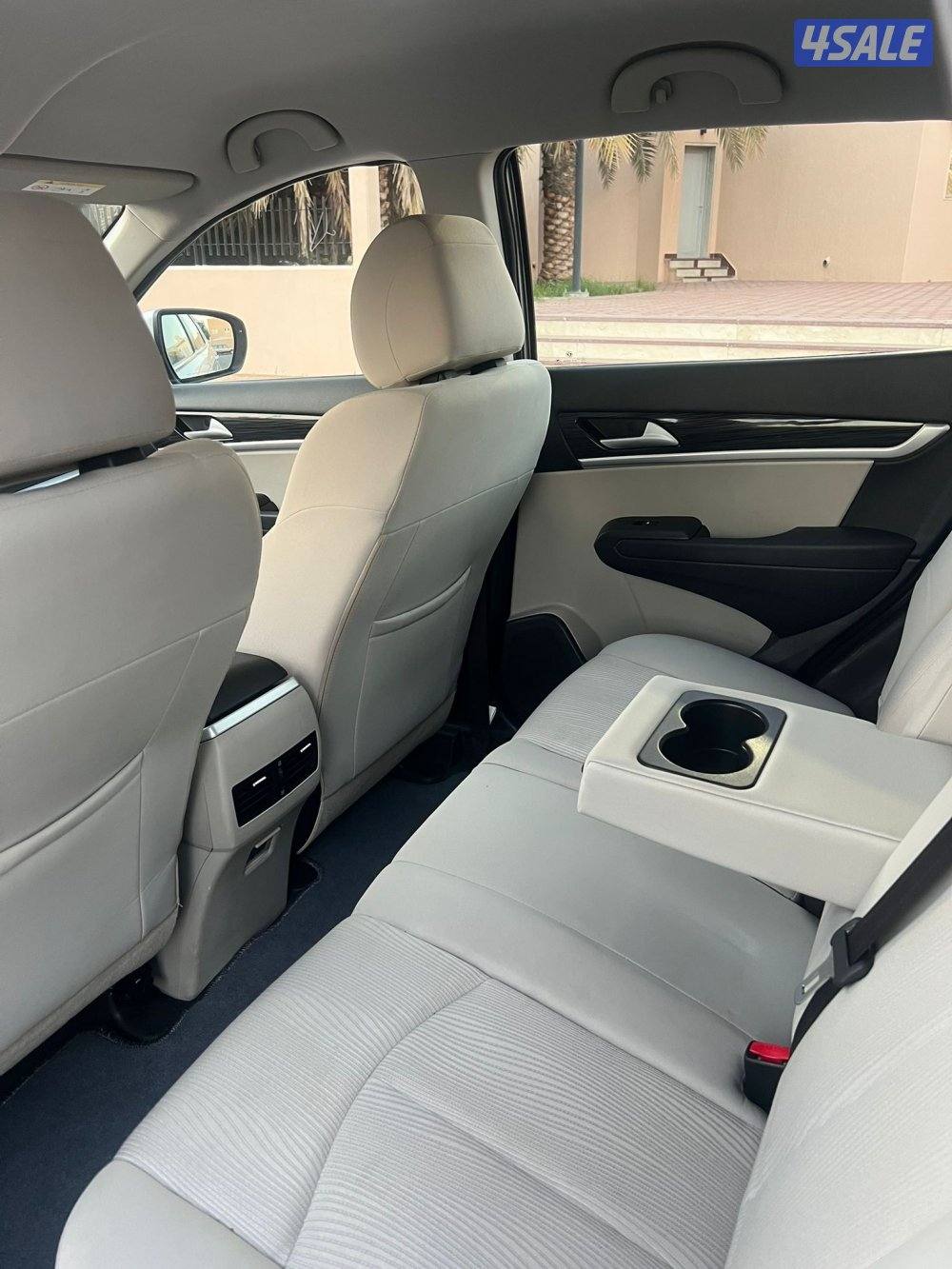 دي اف ام AX7 موديل 2017 عداد 57 الف سيرفس منتظم بحاله ممتازه شرط الفحص5