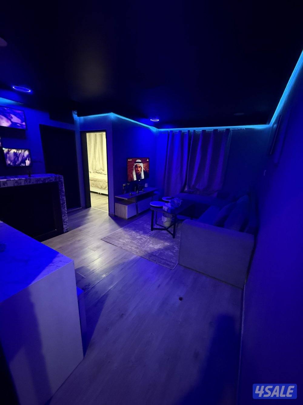 يوجد لدينا شقه خلو الايجار غرفه وصاله ومطبخ وحمام تشطيب سوبر لوكس نفس3