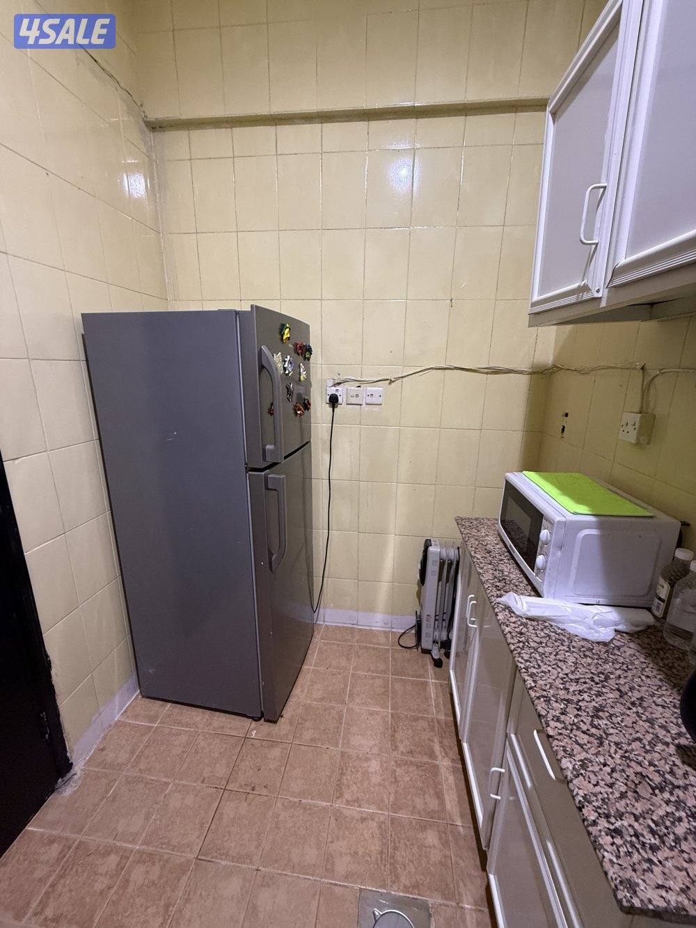 يوجد لدينا شقه خلو الايجار غرفه وصاله ومطبخ وحمام تشطيب سوبر لوكس نفس6