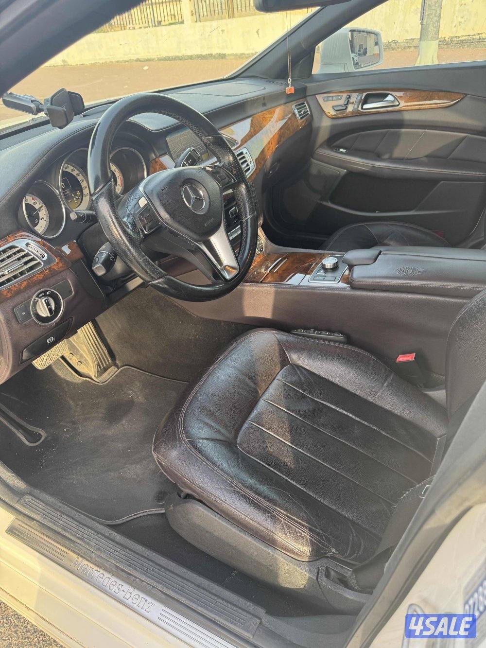 مرسيدس  CLS350 وارد البشر والكاظمي 20122