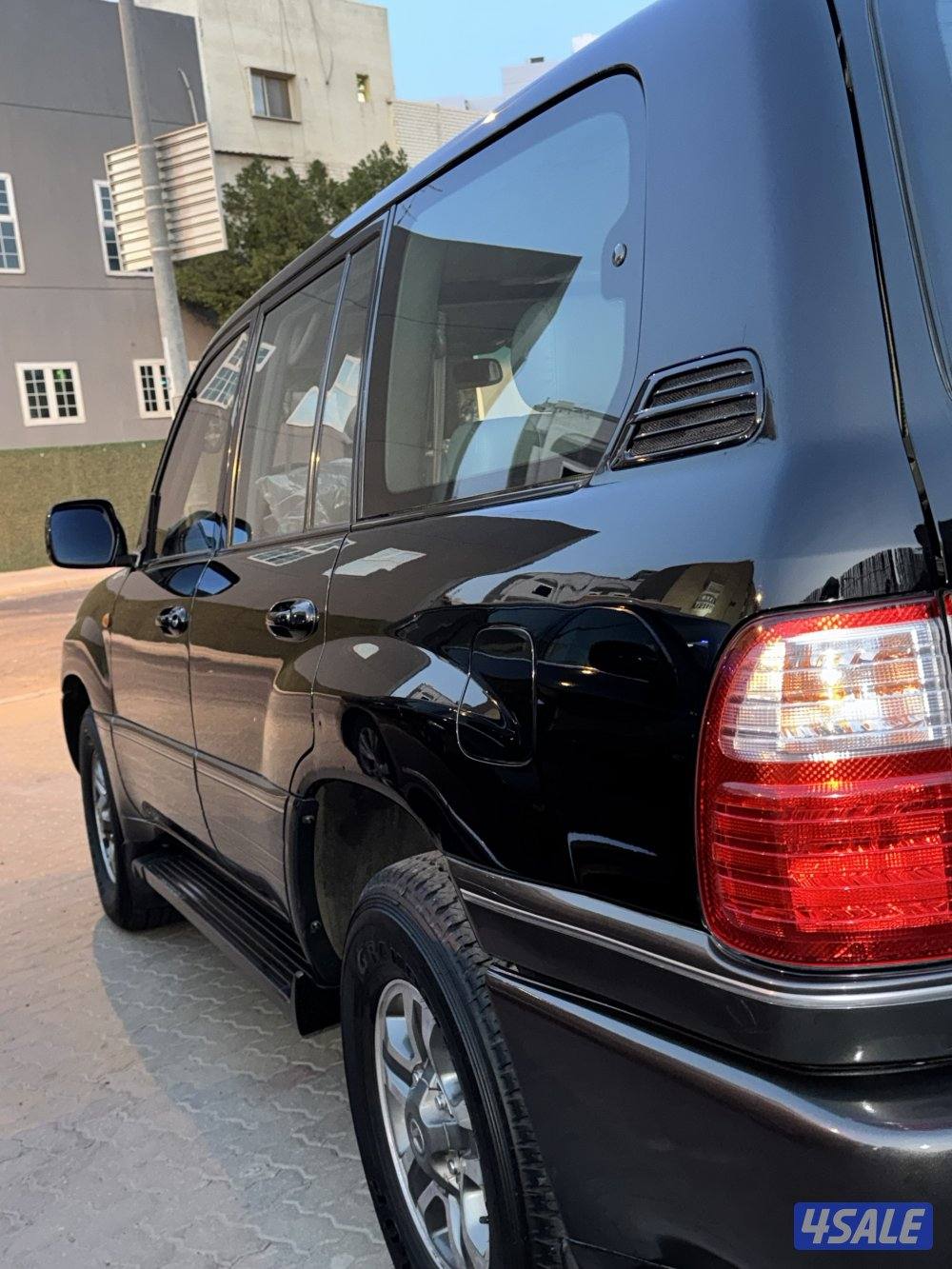 جيب لكزس 99مخزان نظيييف3