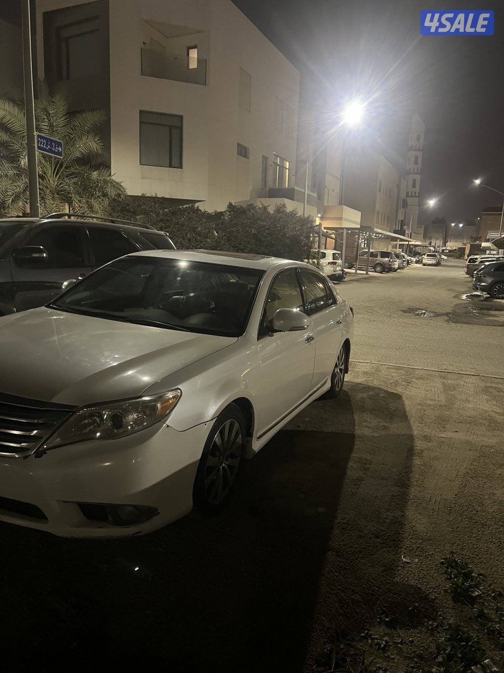 للبيع افالون مديل 20121