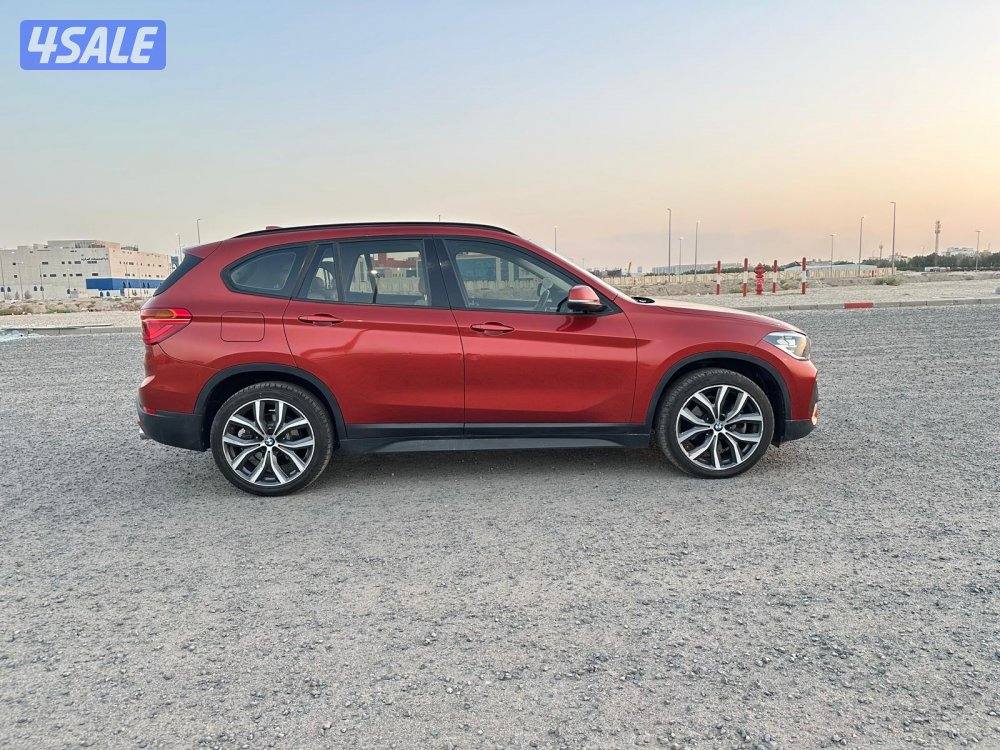 بي ام X1 موديل ٢٠٢٠ صبغ وكالة و سيرفيس وكالة2