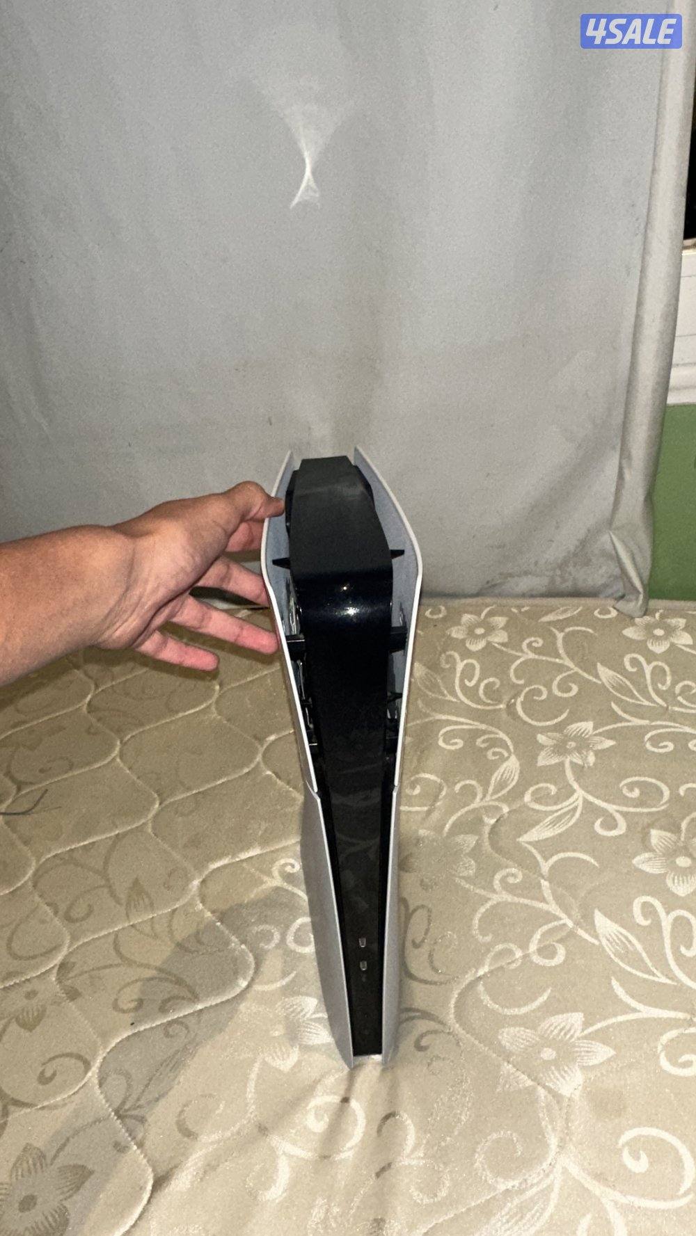 سوني فايف سليمب استعمال خفيف مع كامل اغراضها3