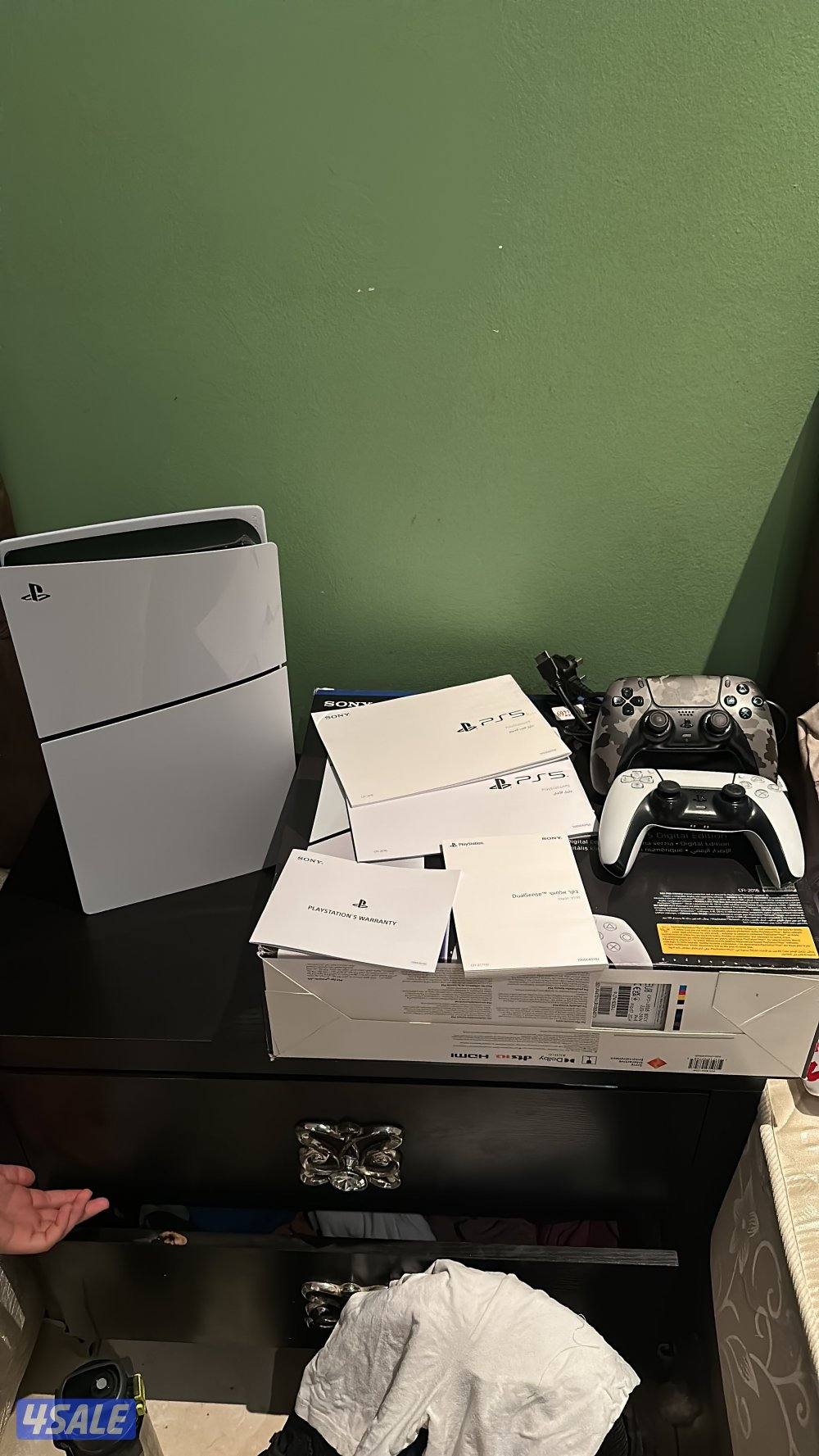 سوني فايف سليمب استعمال خفيف مع كامل اغراضها6