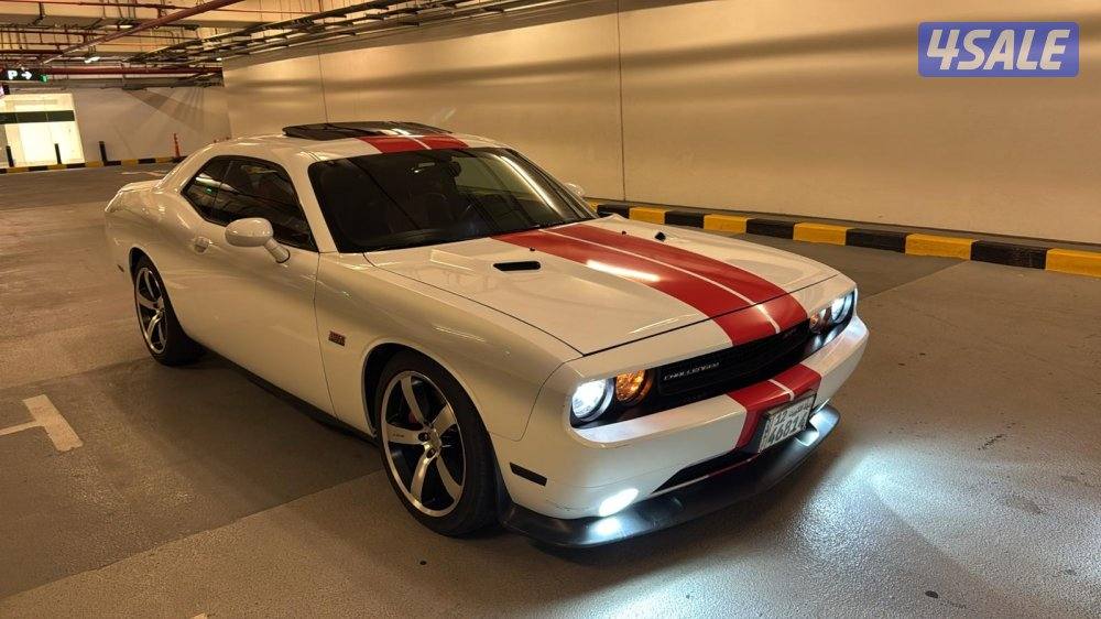 دوج تشالنجر 2013 SRT صبغ وكالة - نظيف جدًا1