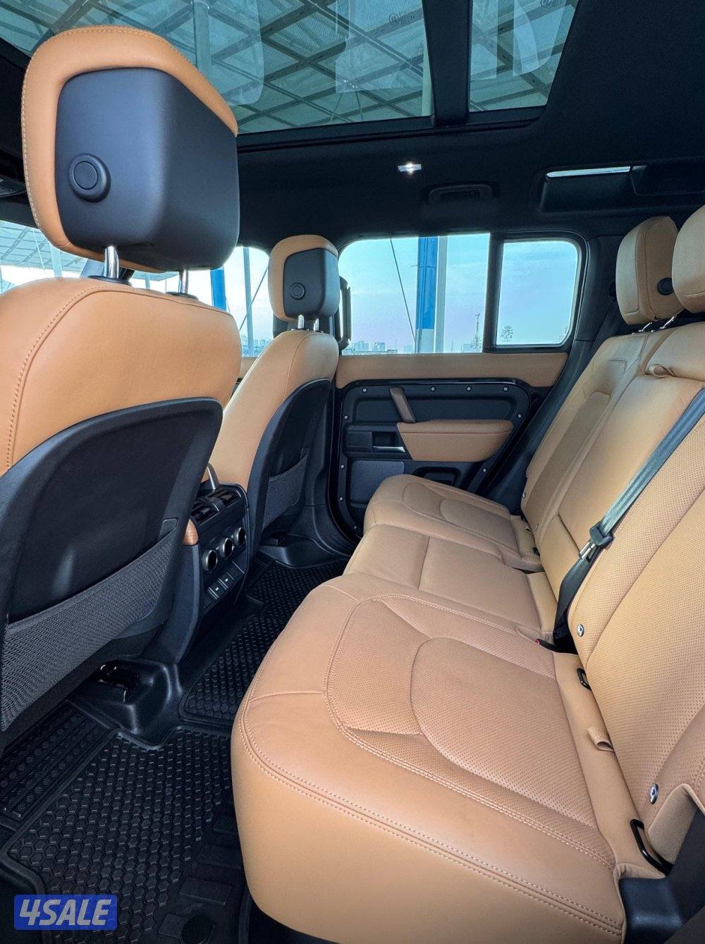 للبيع ديفندر 6 سلندر موديل 23 الغانم عداد 62الف كم تحت الكفالة13