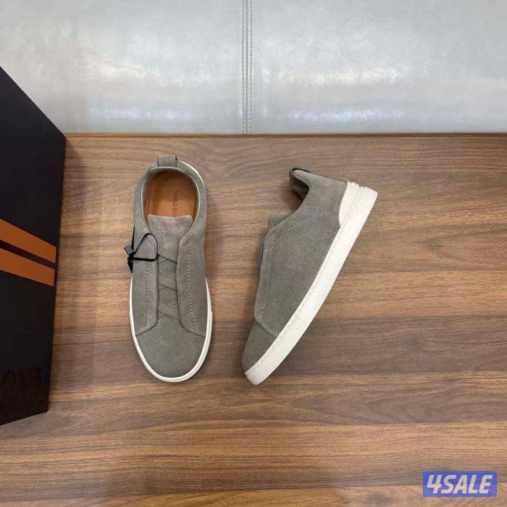 جوتي زينيه مقلد ماستر اللون رمادي مقاس ٤١1