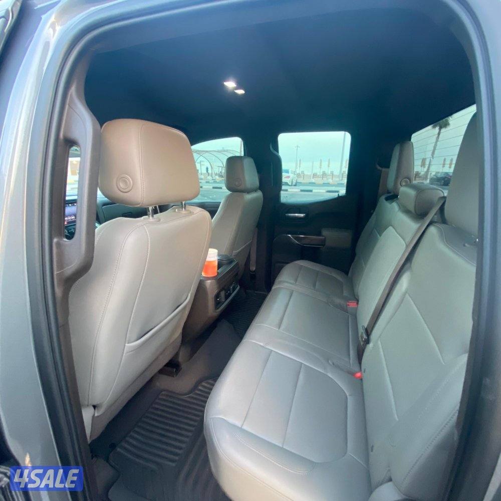 بيع🔺شراء🔺تثمين

للبيع وانيت سلفرادو Z71 
موديل 2019 
عداد 200
وارد ا8