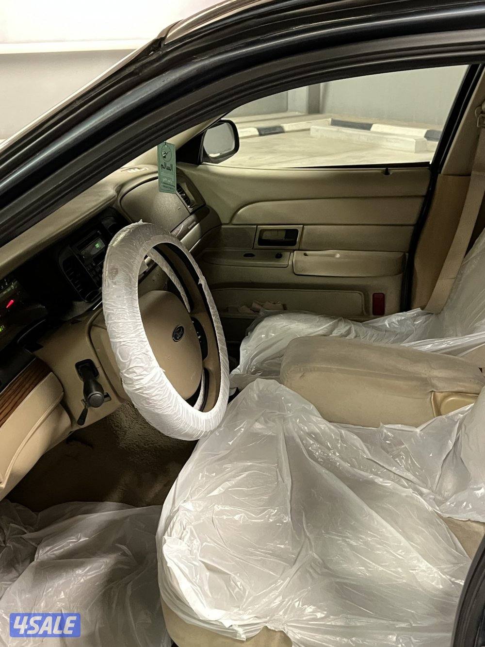 للبيع فورد فكتوريا 2007 شرط الفحص صبغ وكالة10